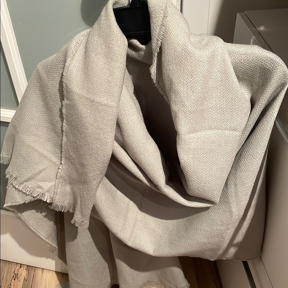 OAK + FORT Cream Scarf